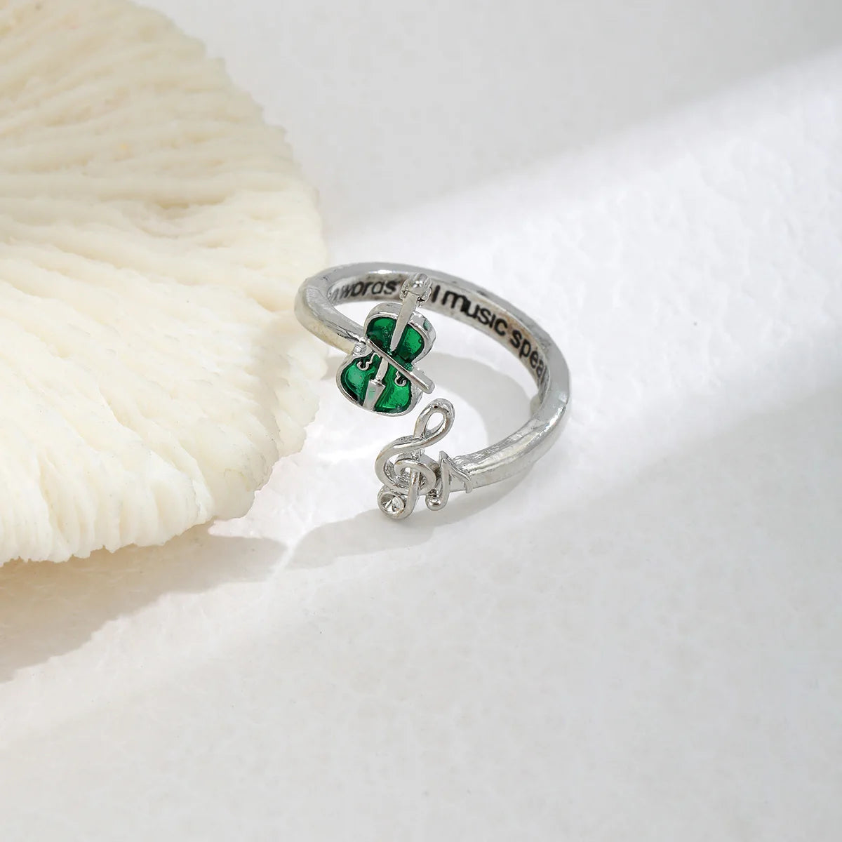 A Fashionable and Creative New Violin Note Open Ring Gift for Music Enthusiasts
